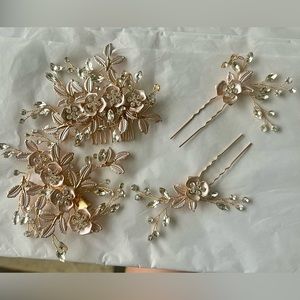 Wedding hair accessories